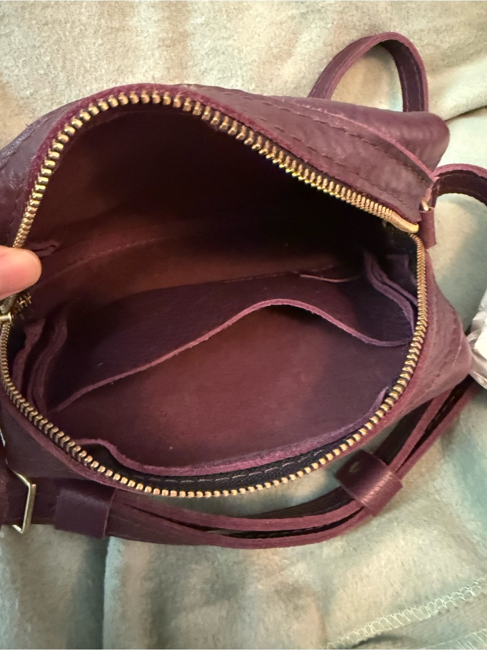 Portland Leather Plum Pebbled and Thick Leather, Crossbody Bag - Picture 6 of 6